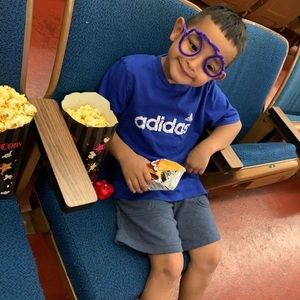 Meet your Posher, Laura